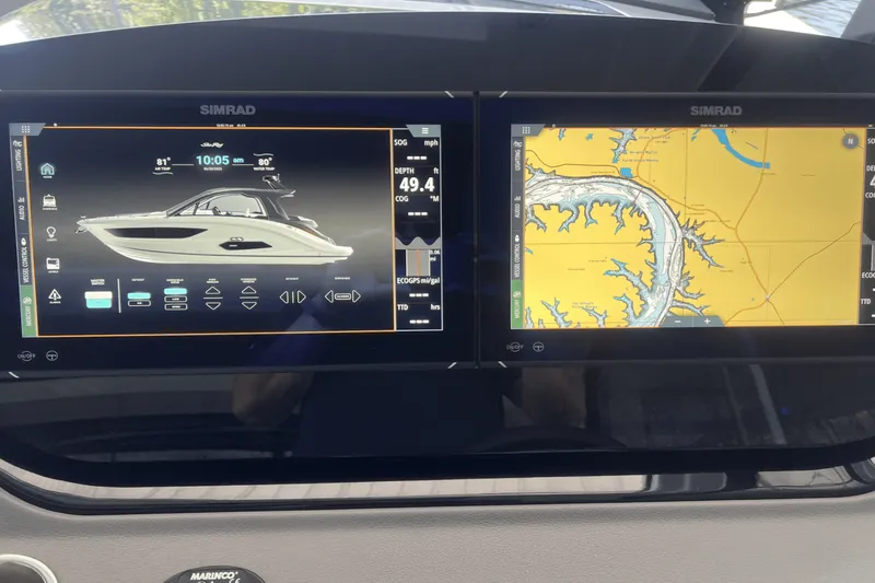 Slide: The Image of Sea Ray 370 DA 2024 - 9