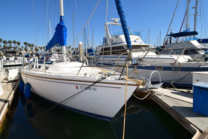 Slide: The Image of Catalina 36 1985 - 22