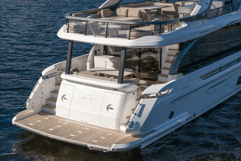 Slide: The Image of Azimut Fly 72 2026 - 2