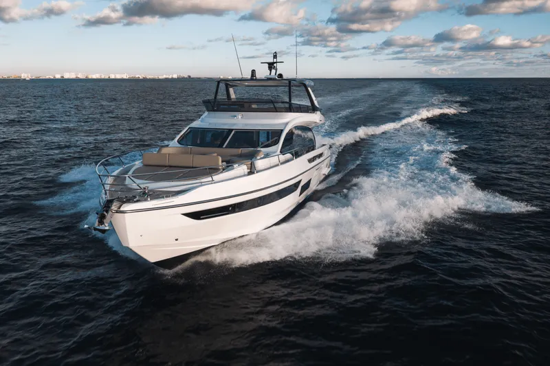 Slide: The Image of Azimut Fly 72 2026 - 12