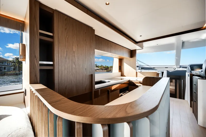 Slide: The Image of Azimut Fly 72 2026 - 54