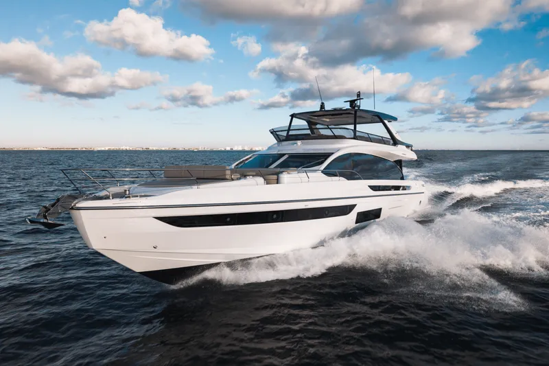 Slide: The Image of Azimut Fly 72 2026 - 11