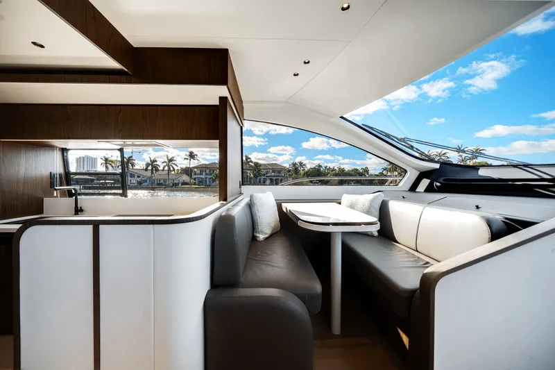 Slide: The Image of Azimut Fly 72 2026 - 56
