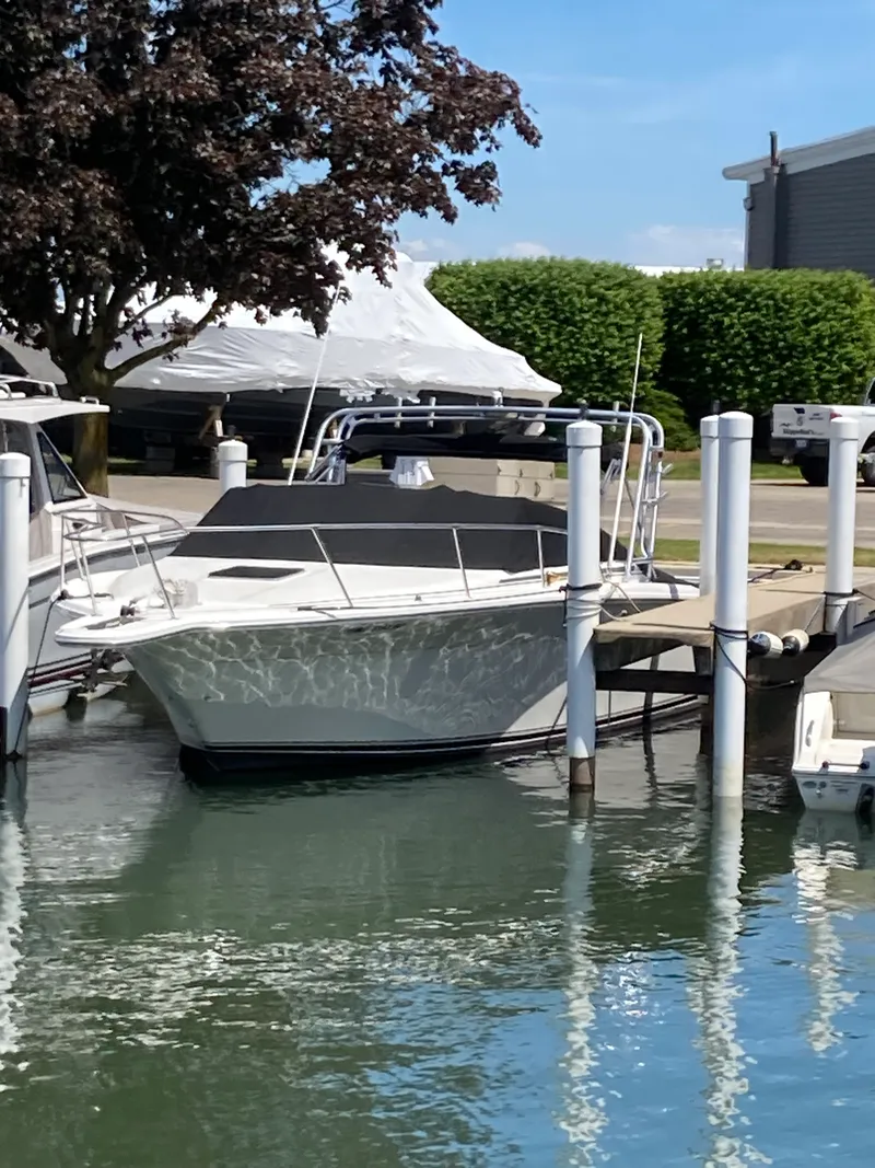 Slide: The Image of Sea Ray AMBERJACK 1992 - 2