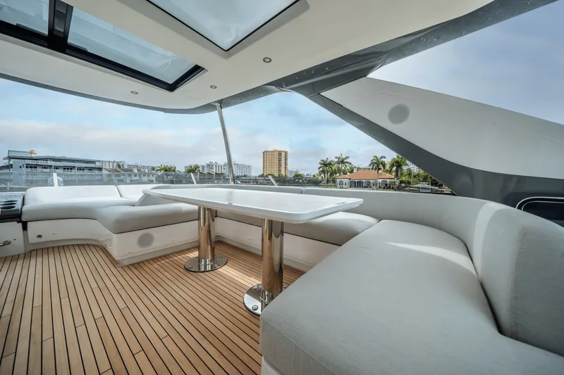 Slide: The Image of Azimut Fly 78 2026 - 21