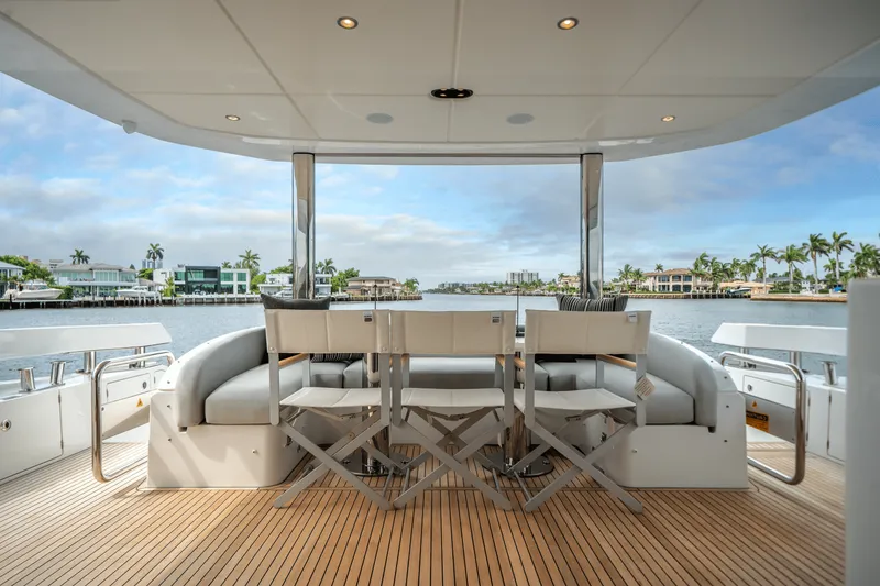 Slide: The Image of Azimut Fly 78 2026 - 12