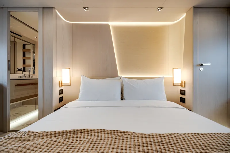 Slide: The Image of Azimut Fly 78 2026 - 41