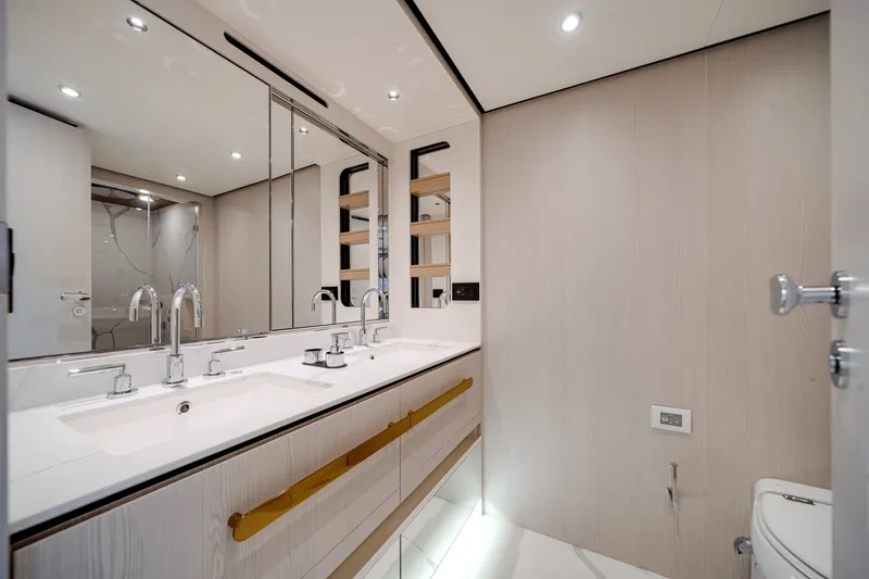 Slide: The Image of Azimut Fly 78 2026 - 47