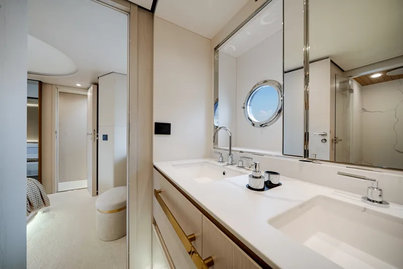 Slide: The Image of Azimut Fly 78 2026 - 49