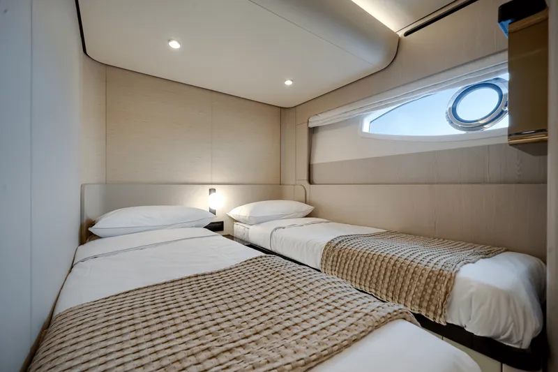 Slide: The Image of Azimut Fly 78 2026 - 59