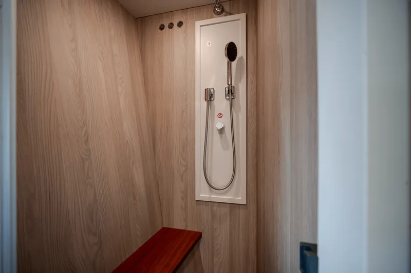 Slide: The Image of Azimut Fly 78 2026 - 79