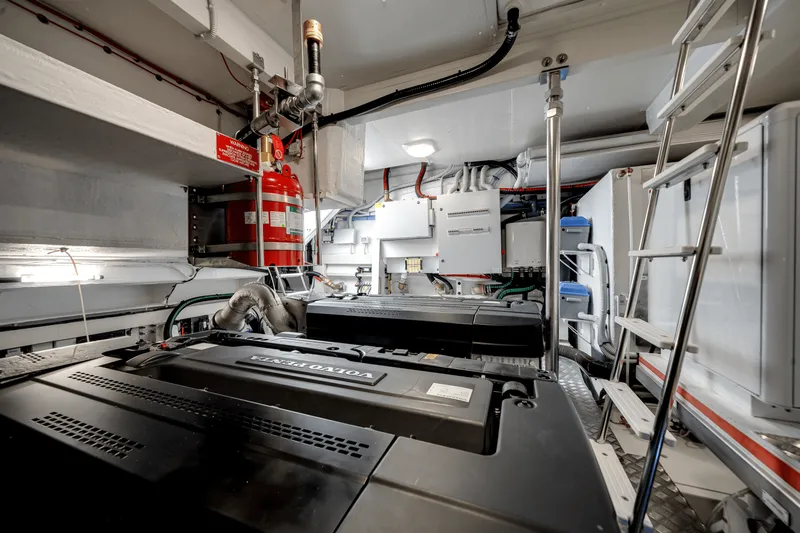 Slide: The Image of Azimut Fly 78 2026 - 85