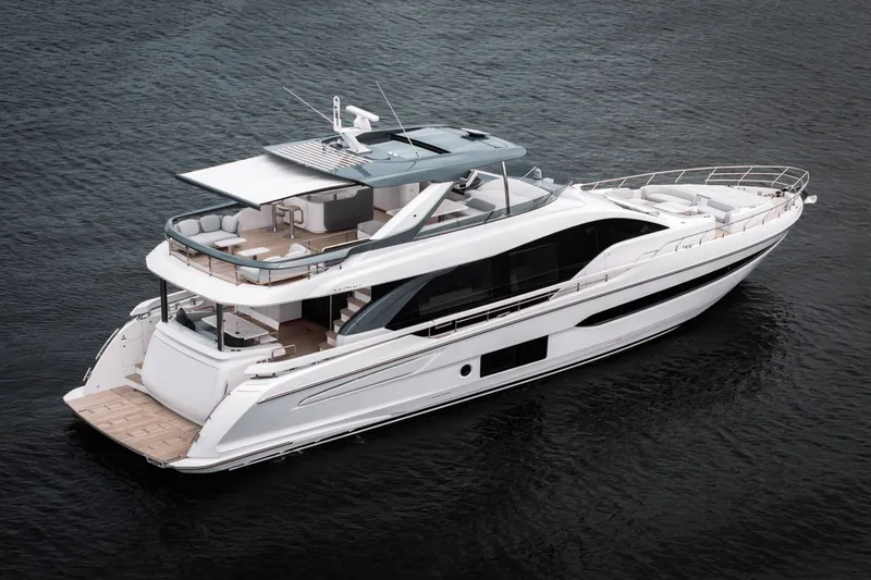 Slide: The Image of Azimut Fly 78 2026 - 5