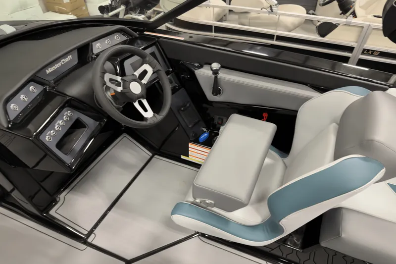 Slide: The Image of Mastercraft NXT21 2025 - 24