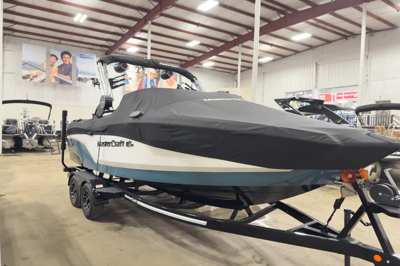 Slide: The Image of Mastercraft NXT21 2025 - 46