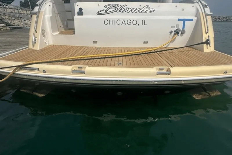 Slide: The Image of Viking 52 FLYBRIDGE 1998 - 12