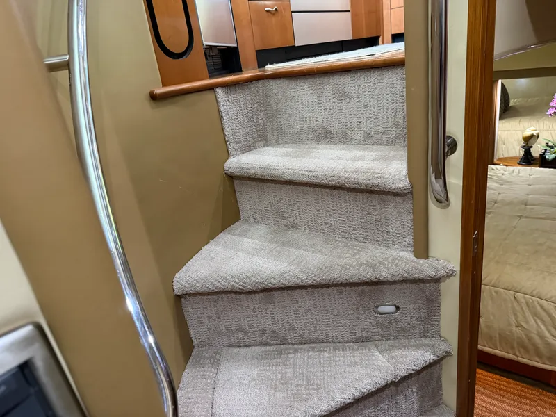 Slide: The Image of Sea Ray 550 SEDAN BRIDGE 2005 - 42