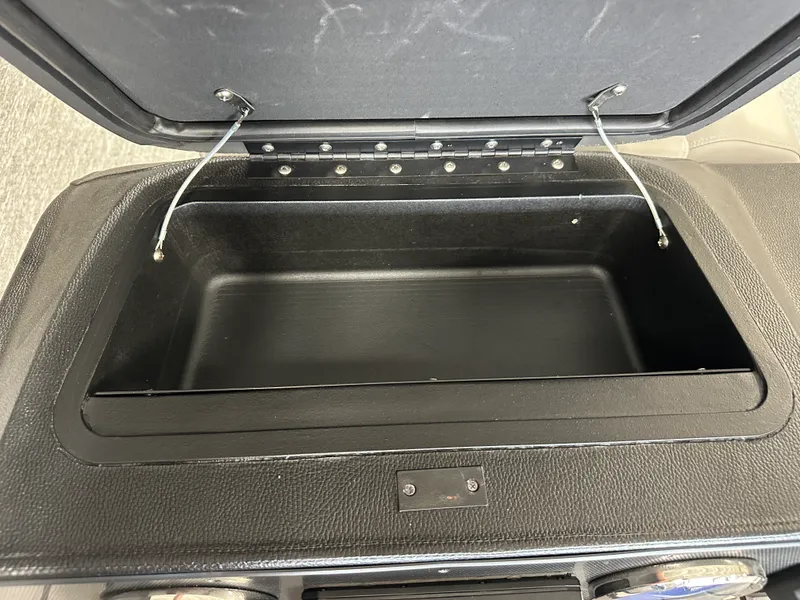 Slide: The Image of Premier 230 SUNSATION TRITOON 2024 - 52