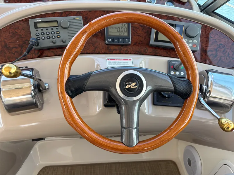 Slide: The Image of Sea Ray 460 SUNDANCER 2000 - 12