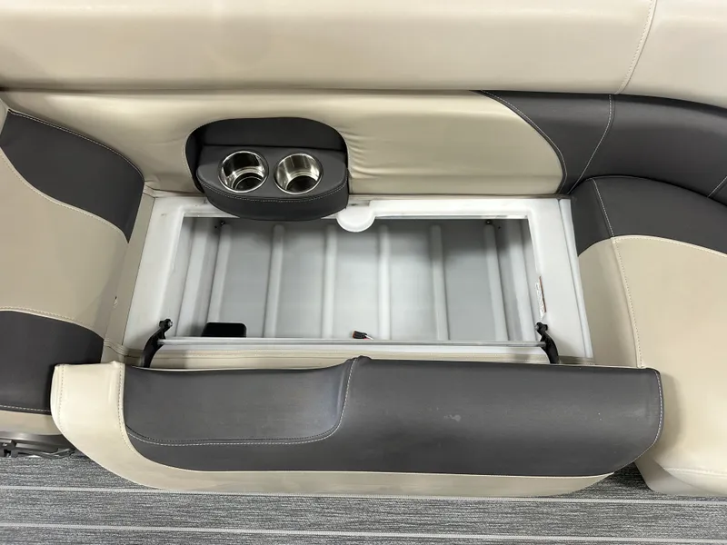 Slide: The Image of Premier 230 SUNSATION TRITOON 2023 - 54