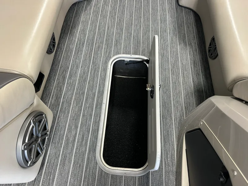 Slide: The Image of Premier 230 SUNSATION TRITOON 2023 - 49