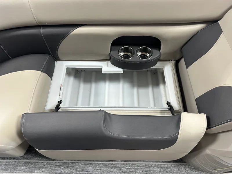Slide: The Image of Premier 230 SUNSATION TRITOON 2023 - 62