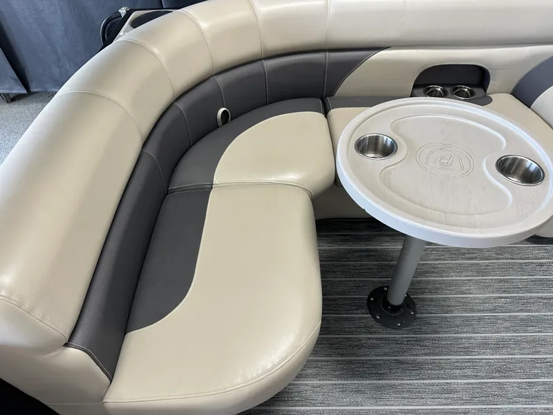 Slide: The Image of Premier 230 SUNSATION TRITOON 2023 - 19
