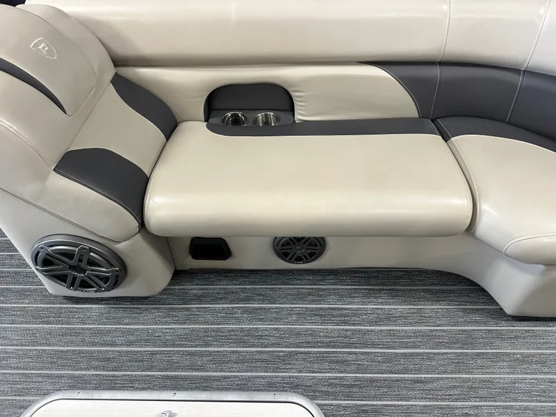 Slide: The Image of Premier 230 SUNSATION TRITOON 2023 - 51