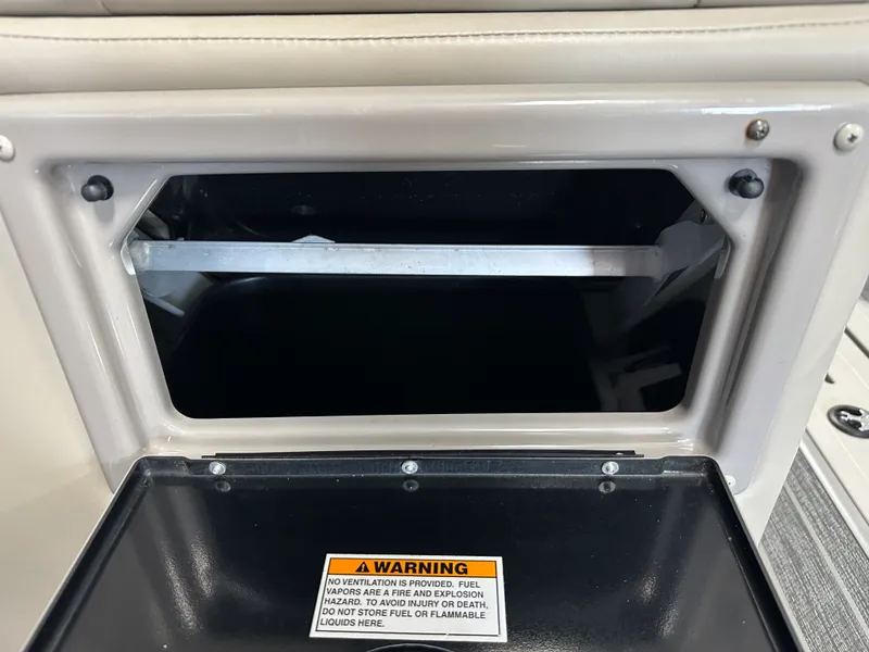 Slide: The Image of Premier 230 SUNSATION TRITOON 2023 - 33