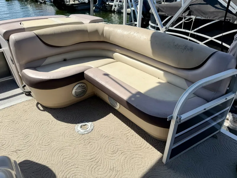 Slide: The Image of Tracker PARTY BARGE 20 2015 - 5