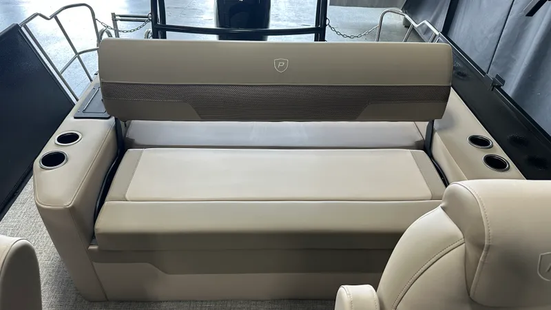 Slide: The Image of Premier 210 SUNSATION 2026 - 19