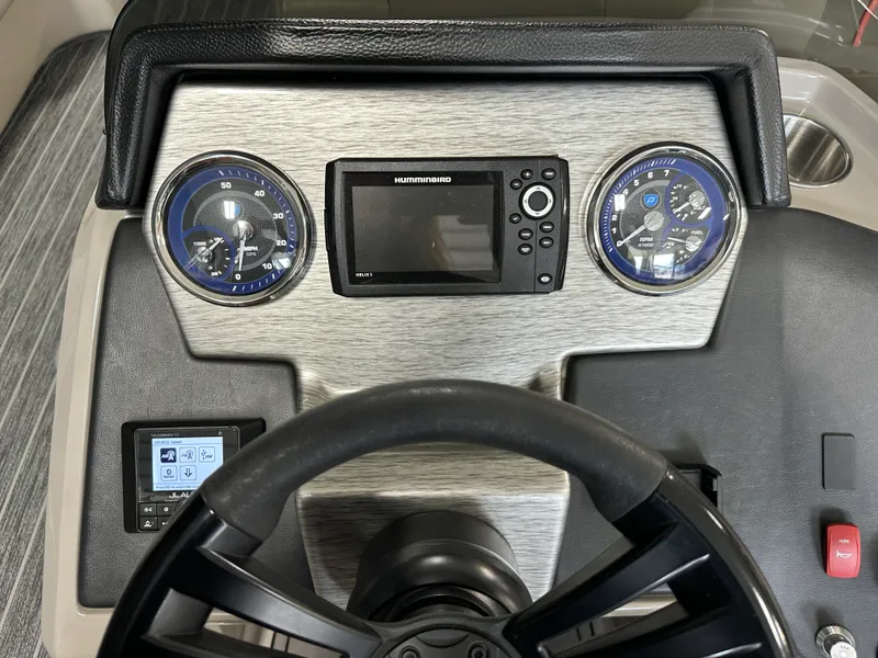 Slide: The Image of Premier 230 SUNSATION TRITOON 2023 - 37