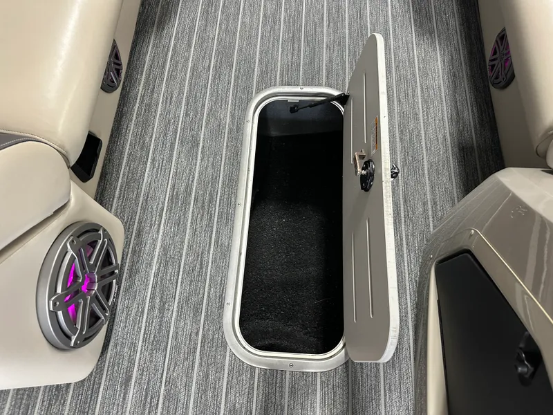 Slide: The Image of Premier 230 SUNSATION TRITOON 2023 - 45