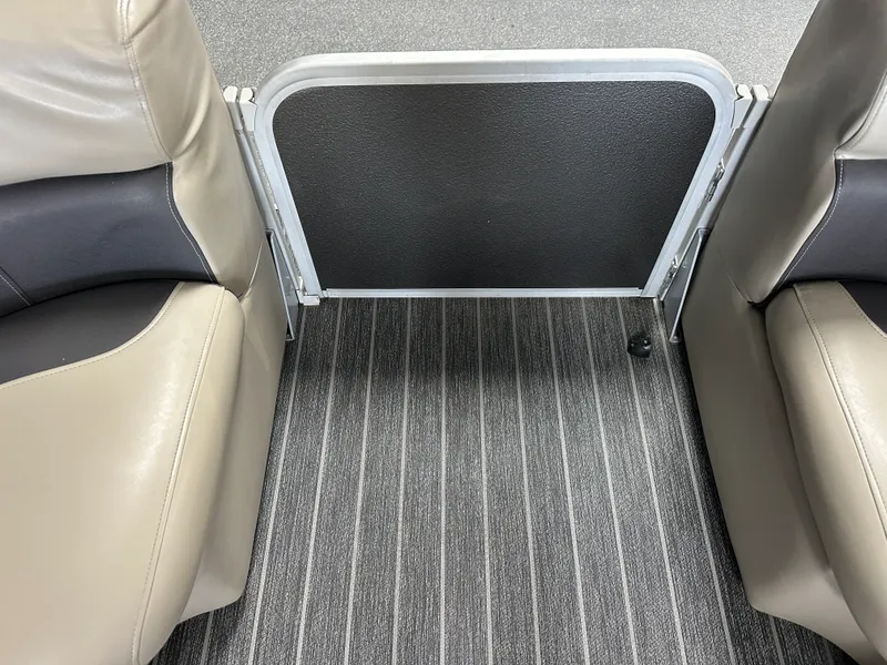 Slide: The Image of Premier 230 SUNSATION TRITOON 2023 - 57
