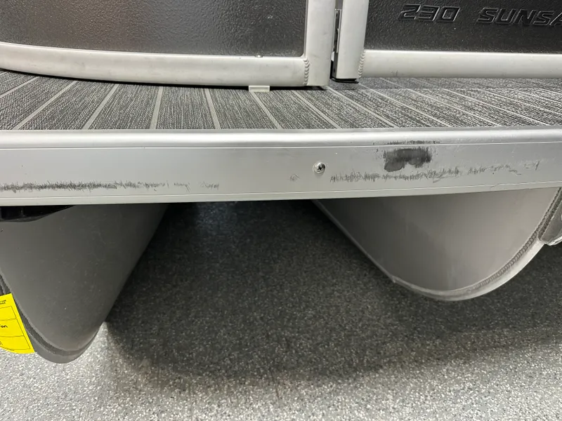 Slide: The Image of Premier 230 SUNSATION TRITOON 2023 - 8