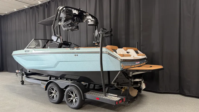 Slide: The Image of Nautique Super Air Nautique GS20 2026 - 3