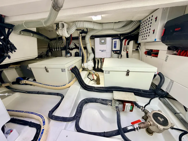 Slide: The Image of Galeon 375 GTO 2025 - 54
