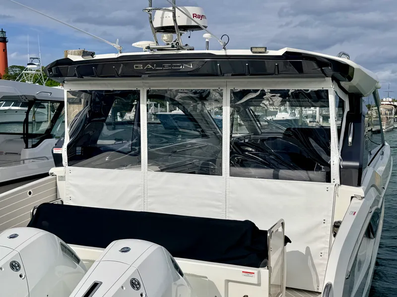 Slide: The Image of Galeon 375 GTO 2025 - 4