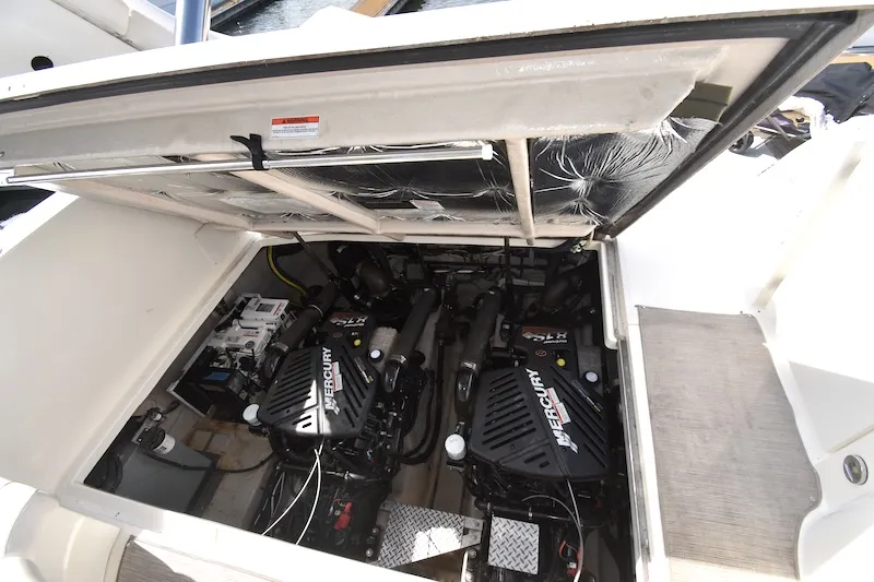 Slide: The Image of Sea Ray 40 SUNDANCER 2007 - 22