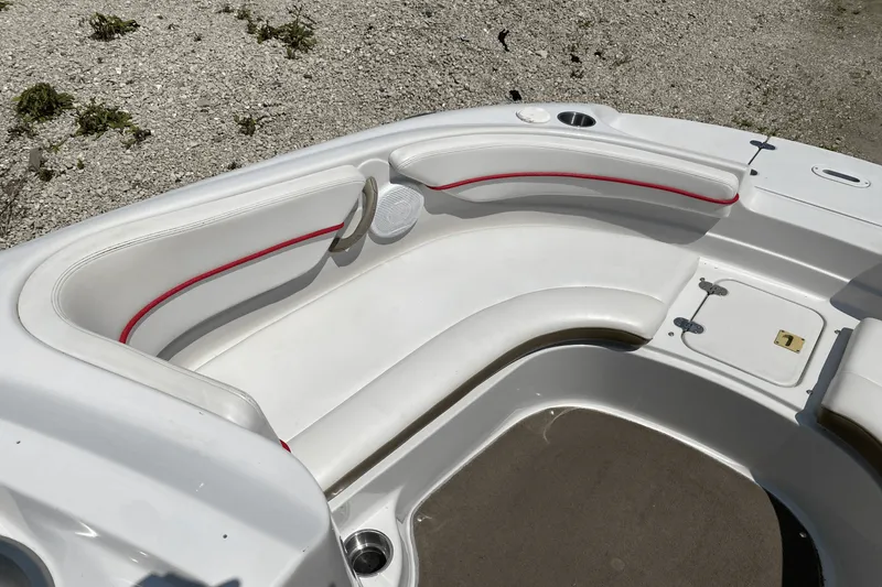 Slide: The Image of Four Winns 204 FS 2007 - 14