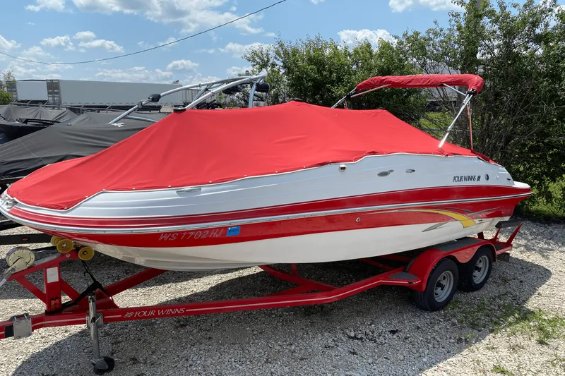 Slide: The Image of Four Winns 204 FS 2007 - 16