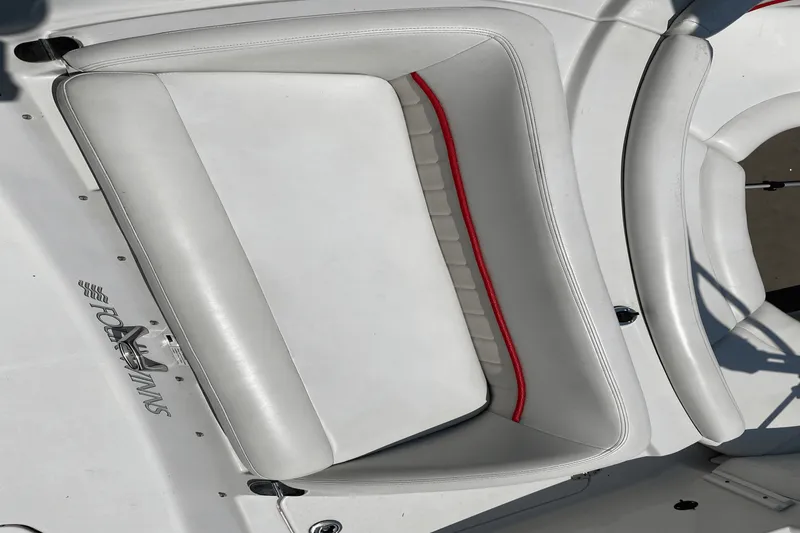 Slide: The Image of Four Winns 204 FS 2007 - 2