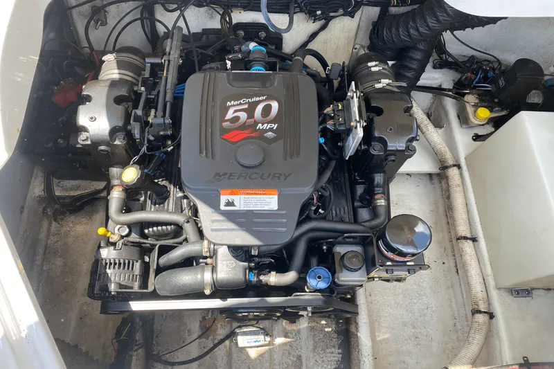 Slide: The Image of Four Winns 204 FS 2007 - 5