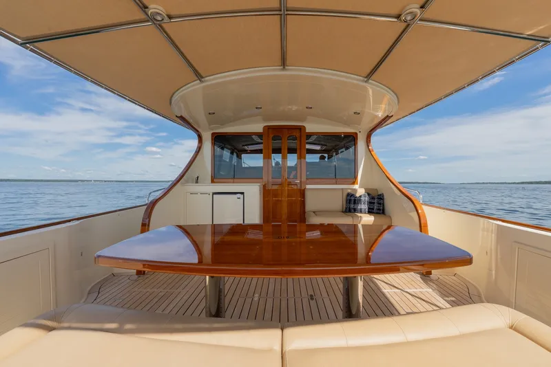 Slide: The Image of Palm Beach 55 Sedan 2019 - 26