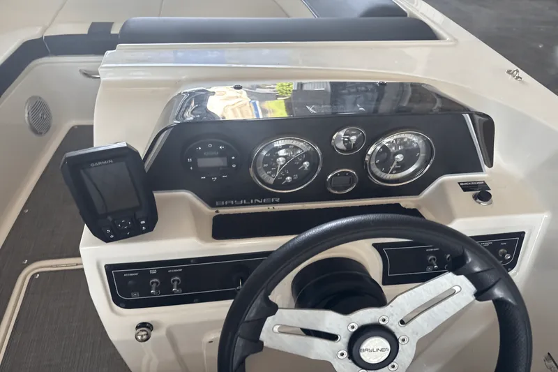 Slide: The Image of Bayliner DX2000 2022 - 12