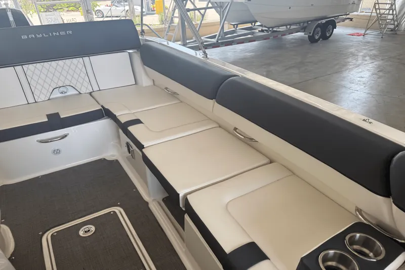 Slide: The Image of Bayliner DX2000 2022 - 17