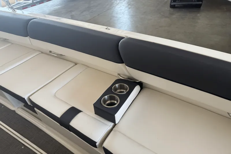 Slide: The Image of Bayliner DX2000 2022 - 19