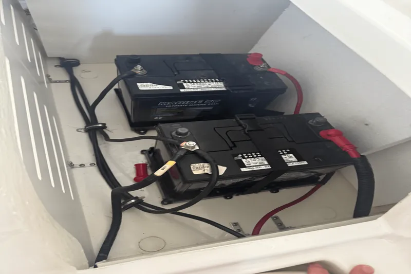 Slide: The Image of Bayliner DX2000 2022 - 23