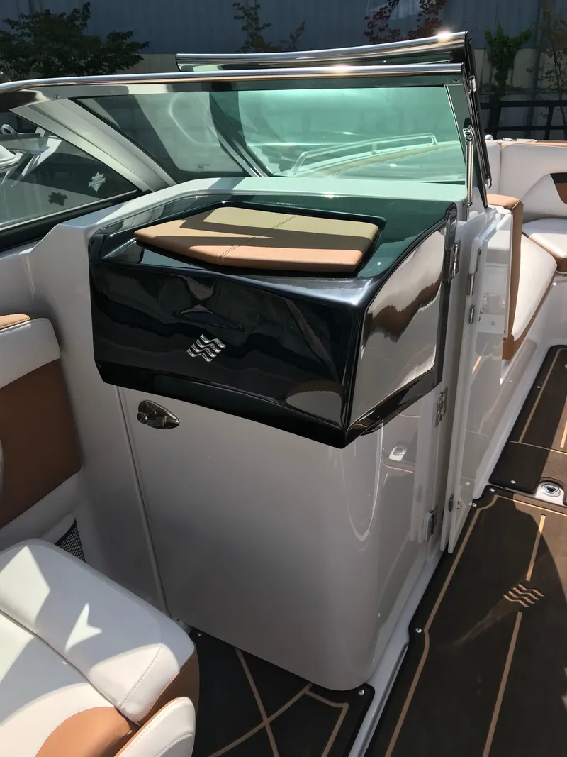 Slide: The Image of Interior of a 2019 Four Winns HD270 boat with sleek seating. - 4