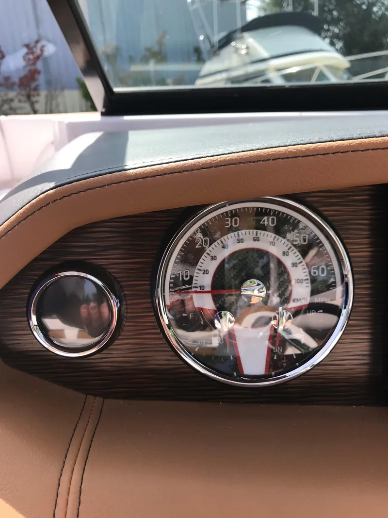 Slide: The Image of Close-up of 2019 Four Winns HD270 boat speedometer. - 8